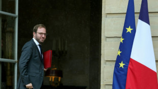 Apr&egrave;s un gros d&eacute;rapage, la France promet &agrave; l'UE de corriger son d&eacute;ficit budg&eacute;taire