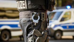 Ohrfeigender Polizist in Berlin zu Bew&auml;hrungsstrafe verurteilt