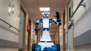 Un hospital de Mil&aacute;n pone a prueba un robot que promete liberar tiempo al personal sanitario