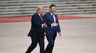Stocks diverge tracking tech, US-China talks