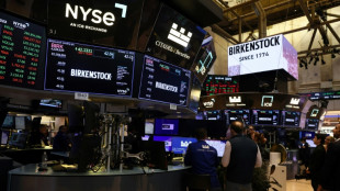 Wall Street termine contrast&eacute;e peu avant des r&eacute;sultats de la tech