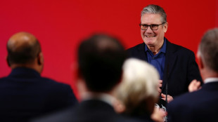 Scharfe Kritik nach Epstein-Enth&uuml;llungen: Britischer Premier  Starmer lehnt R&uuml;cktritt ab