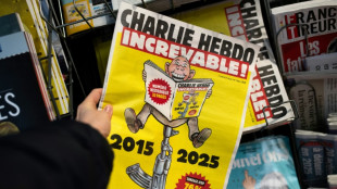 Dix ans apr&egrave;s les attentats, coup d'envoi des comm&eacute;morations devant l'"increvable" Charlie Hebdo
