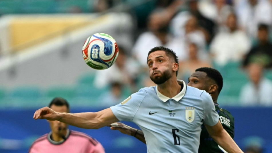 Uruguai precisar&aacute; ter paci&ecirc;ncia contra uma sele&ccedil;&atilde;o de Cabo Verde 'muito f&iacute;sica', diz Bentancur