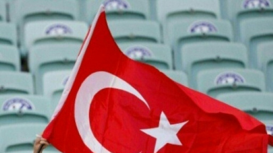Dezessete jogadores de clube da Turquia s&atilde;o suspensos em esc&acirc;ndalo de apostas