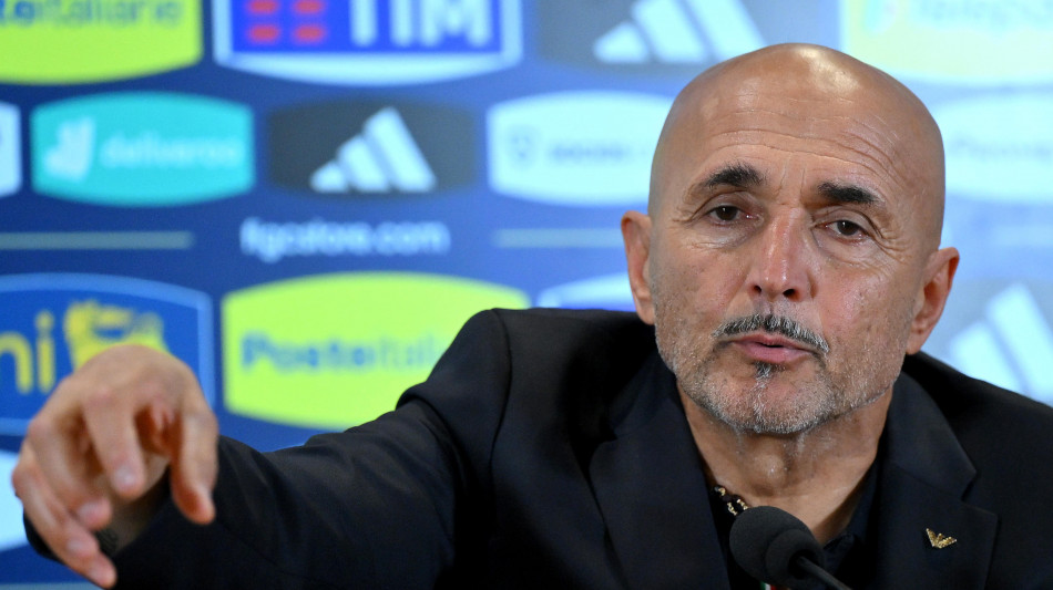 Spalletti, 'telefonate ultr&agrave;? Io so riattaccare...'