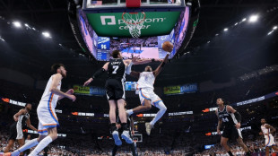 Gilgeous-Alexander, Thunder down Spurs to take 3-2 series lead