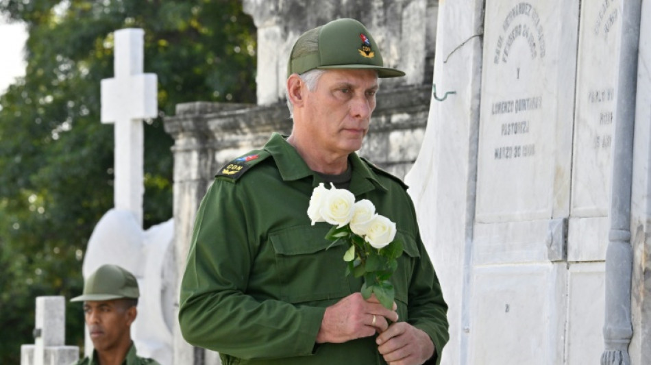 El presidente de Cuba dice que convers&oacute; por tel&eacute;fono con la mandataria interina venezolana Rodr&iacute;guez