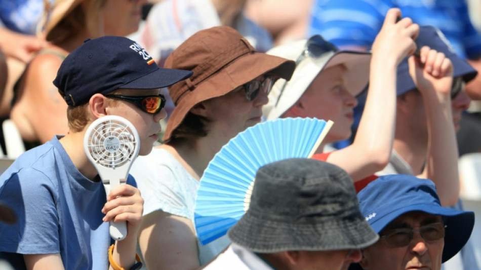 Europe heatwave swamps hospitals, halts parties