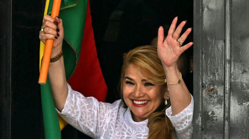 La expresidenta de Bolivia Jeanine &Aacute;&ntilde;ez sale de prisi&oacute;n tras la anulaci&oacute;n de su condena