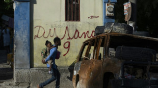 Contingente do Qu&ecirc;nia parte rumo ao Haiti para conter viol&ecirc;ncia de gangues