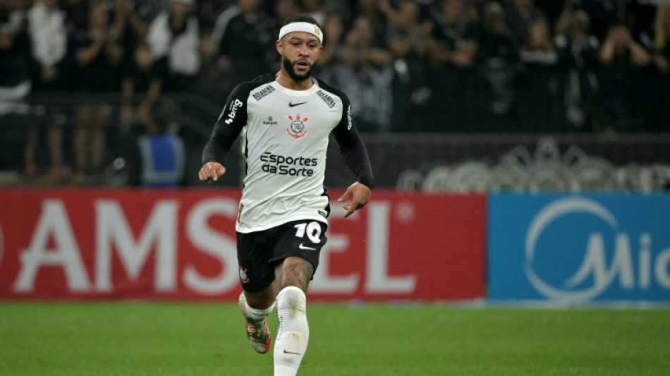 Ainda sem ritmo ap&oacute;s les&atilde;o, Memphis Depay &eacute; convocado pela sele&ccedil;&atilde;o holandesa para Copa do Mundo