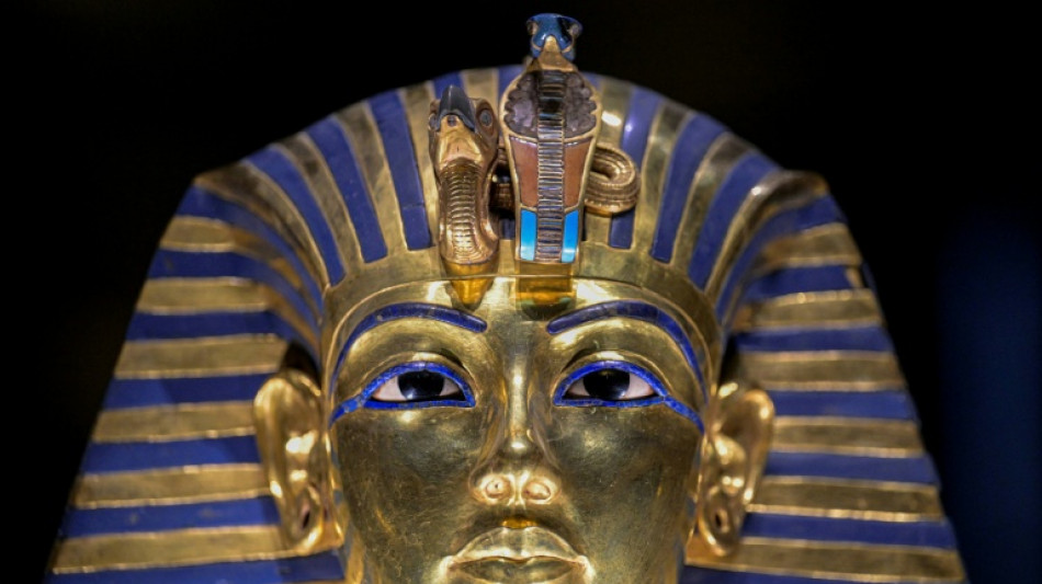 Milhares de visitantes v&atilde;o &agrave; exposi&ccedil;&atilde;o de Tutanc&acirc;mon no Grande Museu Eg&iacute;pcio