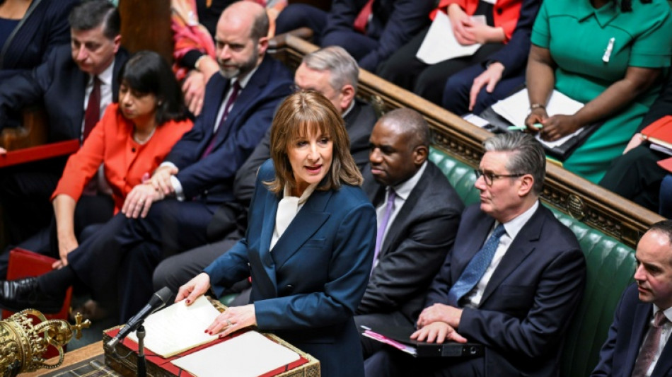 Britische Regierung plant höhere Steuern und Ausgaben