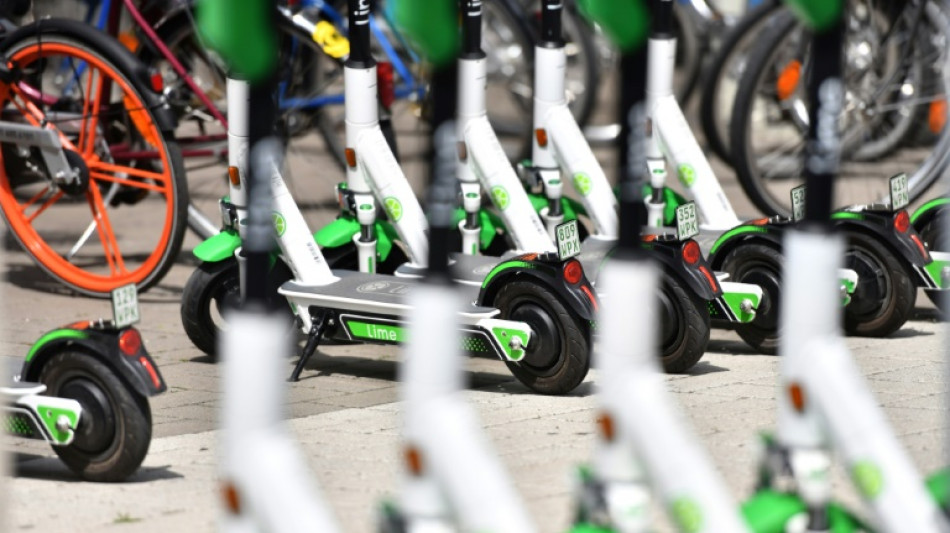 Bew&auml;hrungsstrafe f&uuml;r Wurf von E-Scooter von Br&uuml;cke in N&uuml;rnberg