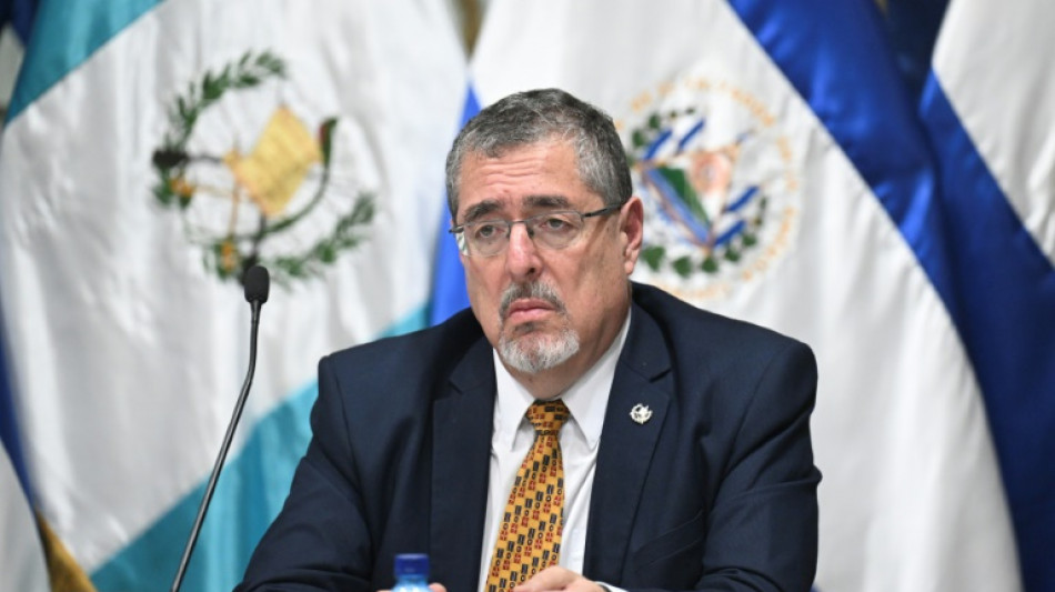Presidente eleito da Guatemala espera ren&uacute;ncia de procuradora-geral antes de tomar posse