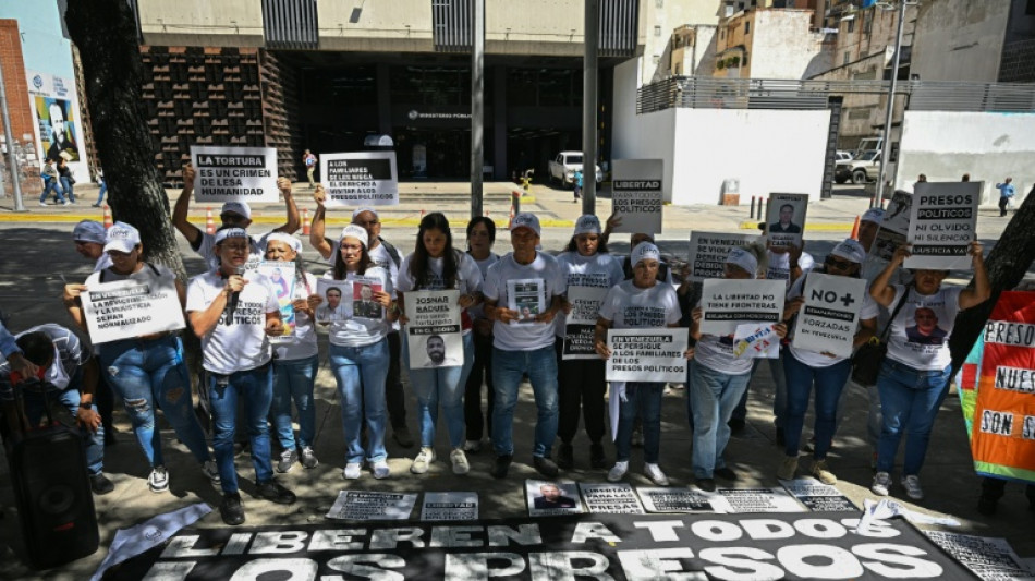 Familiares de "presos pol&iacute;ticos" en Venezuela piden investigar torturas y desapariciones