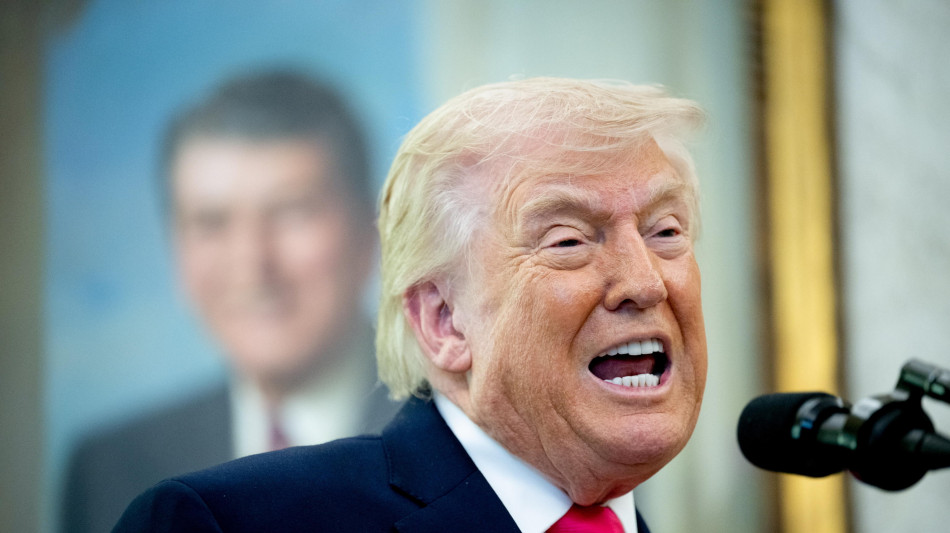 Trump ai negoziatori iraniani, 'facciano i seri prima che sia troppo tardi'
