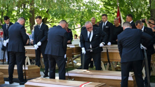 Sterbliche &Uuml;berreste von hunderten Nazi-Opfern in Polen beerdigt