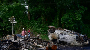 Couvre-feu prolong&eacute; en Martinique, les n&eacute;gociations contre la vie ch&egrave;re au point mort
