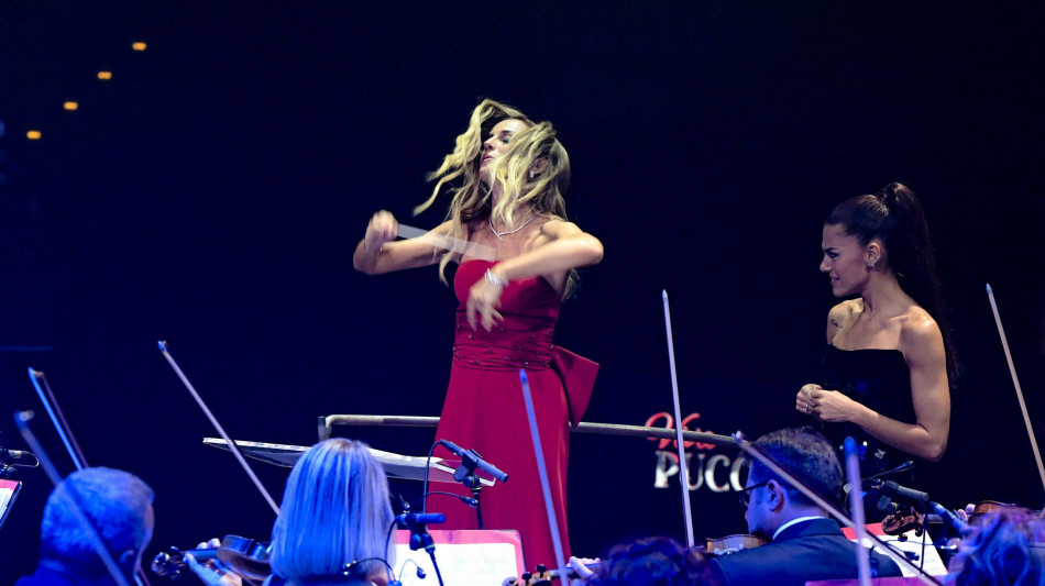 Venezi, il teatro dovrebbe essere sempre aperto, come un luogo di socialit&agrave;