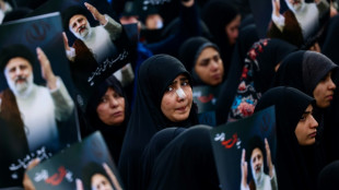 Tens of thousands gather for Raisi funeral procession in Tehran 