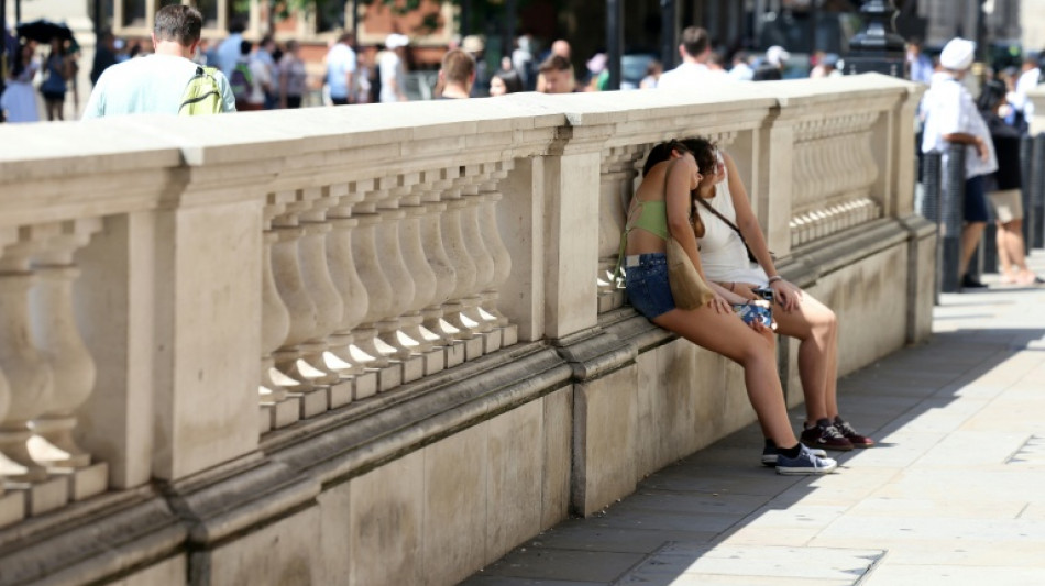 La canicule s'accentue en Europe, la climatisation en question