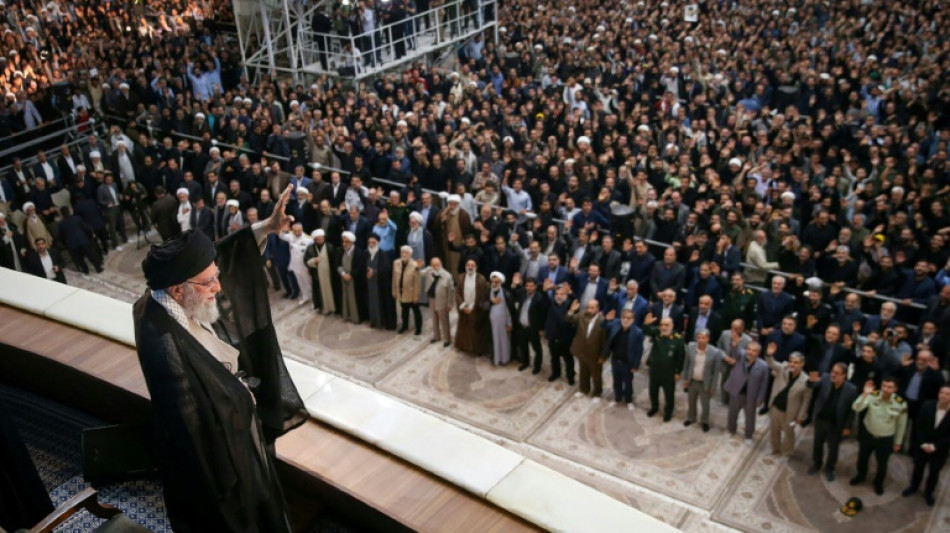 Nucléaire: l'Iran défie les Etats-Unis avant de nouveaux pourparlers
