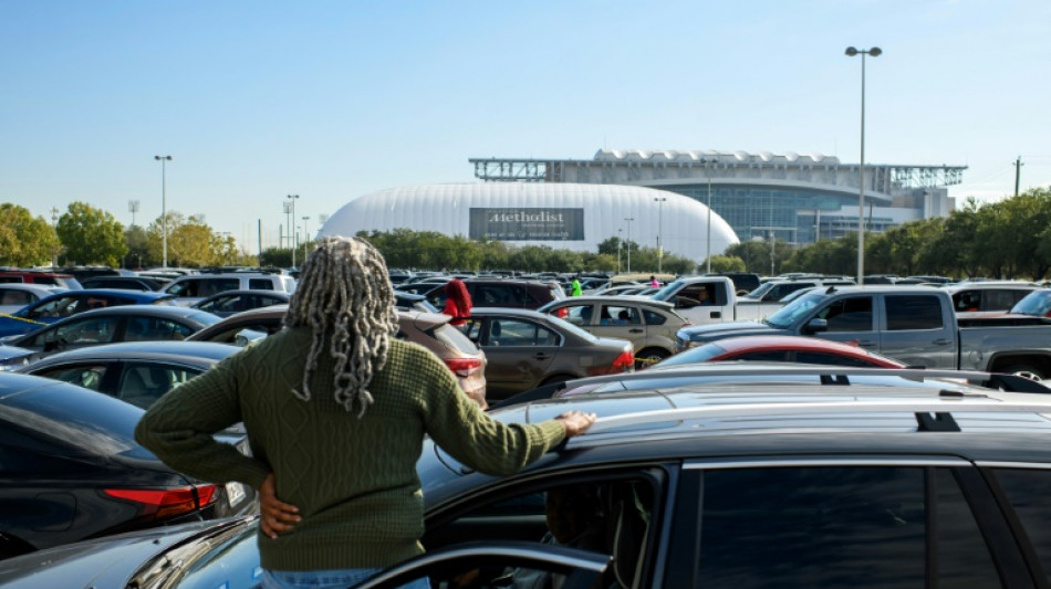 Governo dos EUA quer 'instrumentalizar a fome', diz l&iacute;der democrata