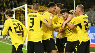 Pressure builds on Riera as Frankfurt lose at Dortmund