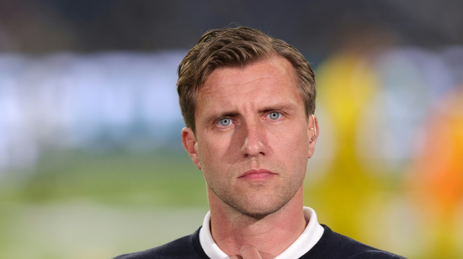 SGE-Sportvorstand Kr&ouml;sche will Leistungstr&auml;ger halten