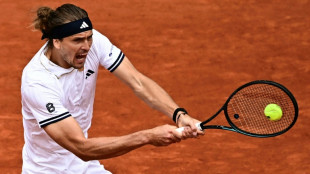 Zverev heads up final four in men's French Open semis