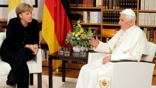 Merkel w&uuml;rdigt Benedikt als "einen der bedeutendsten religi&ouml;sen Denker"