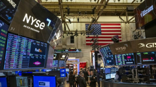 Wall Street ouvre l&eacute;g&egrave;rement dans le vert apr&egrave;s une inflation ralentie