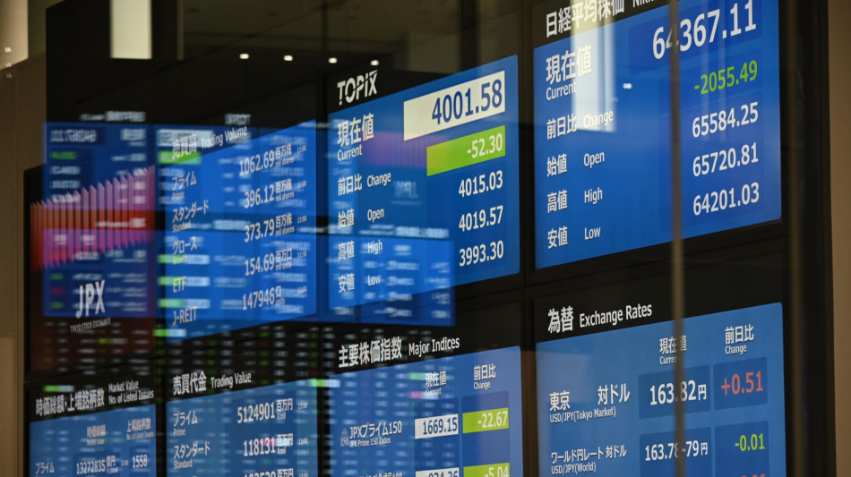 Borsa: Tokyo, apertura in ribasso (-0,56%)