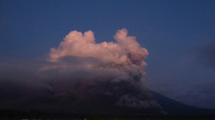 H&ouml;chste Warnstufe f&uuml;r indonesischen Vulkan Semeru ausgerufen