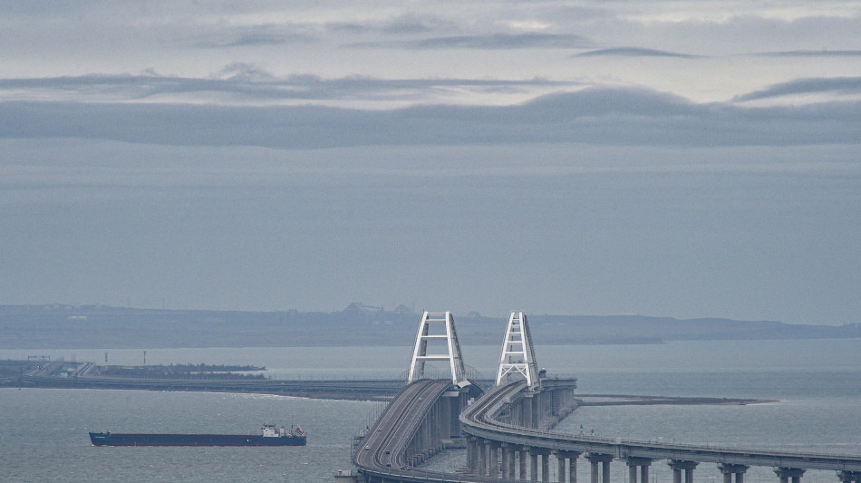 Russia, 8 ergastoli per attentato a ponte di Crimea