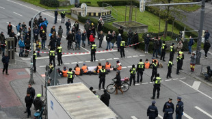 Klimaschutzaktivisten blockieren nach Protestpause in M&uuml;nchen und Berlin