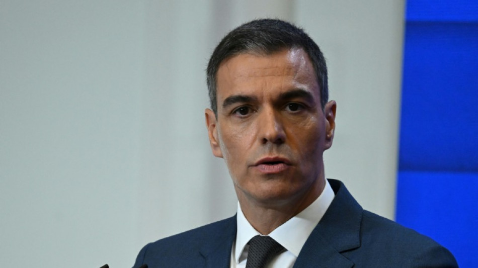 S&aacute;nchez asegura que opositor venezolano Gonz&aacute;lez es un "h&eacute;roe a quien Espa&ntilde;a no va a abandonar"