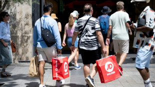 Les soldes en pleine canicule: "catastrophe" pour certains, "aubaine" pour d'autres