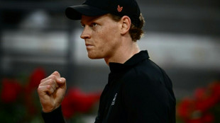 Sinner sends message by demolishing Ruud to reach Italian Open semis