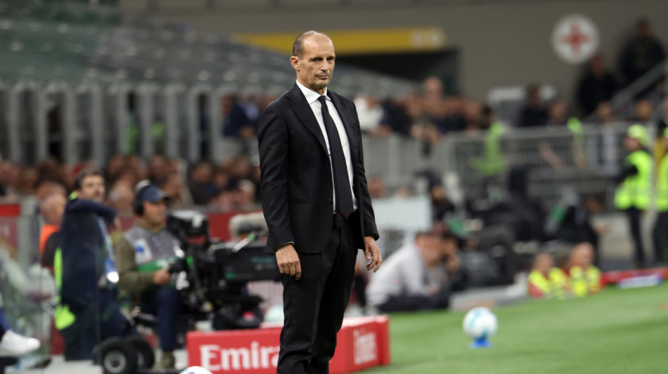 Calcio: Allegri, Juve lotter&agrave; per titolo serve passo avanti