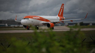Easyjet respinge offerta Castlelake, sul piatto 625 pence per azione