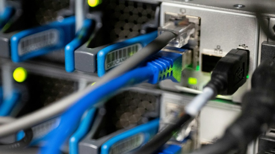 China arrebata a EEUU el t&iacute;tulo de la supercomputadora m&aacute;s potente del mundo
