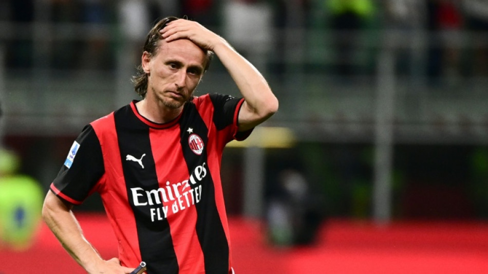 Como e Roma se garantem na Champions; Milan e Juventus v&atilde;o &agrave; Liga Europa