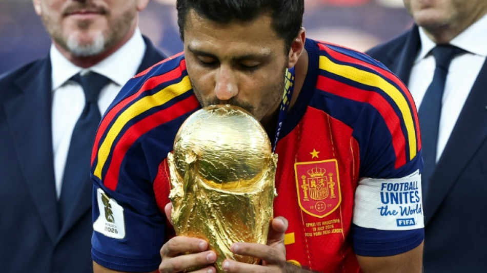 Rodri chega a Barcelona para realizar um 'sonho' 