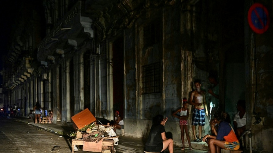Un ouragan attendu &agrave; Cuba apr&egrave;s une deuxi&egrave;me nuit sans &eacute;lectricit&eacute;