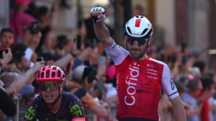 Giro: Ausrei&szlig;er Thomas schl&auml;gt Sprintern ein Schnippchen