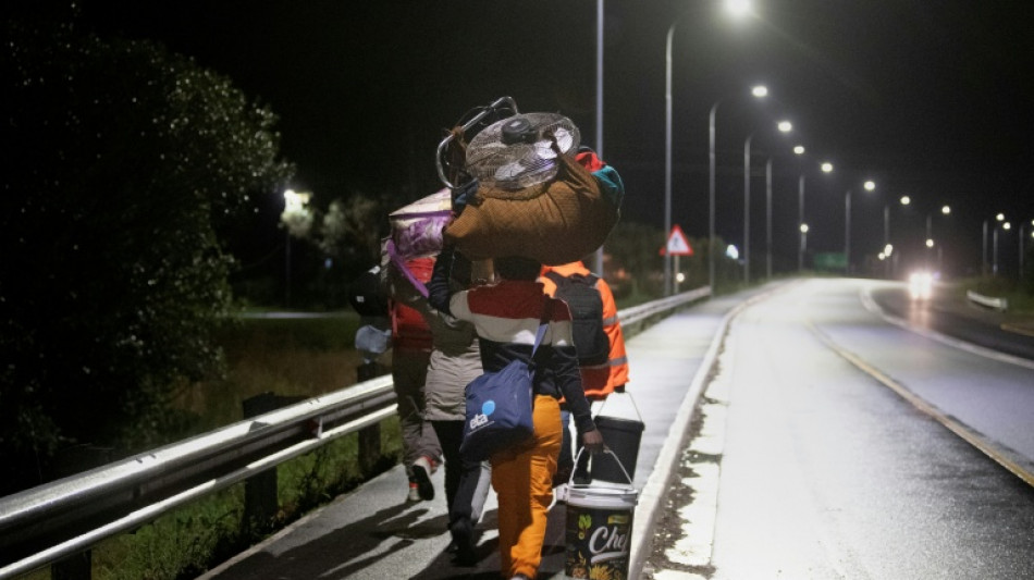 Hundreds flee as South Africa anti-migrant mobs go door-to-door