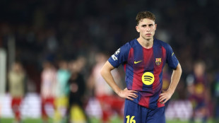 Meia espanhol Ferm&iacute;n L&oacute;pez sofre fratura no dedo do p&eacute; e est&aacute; fora da Copa
